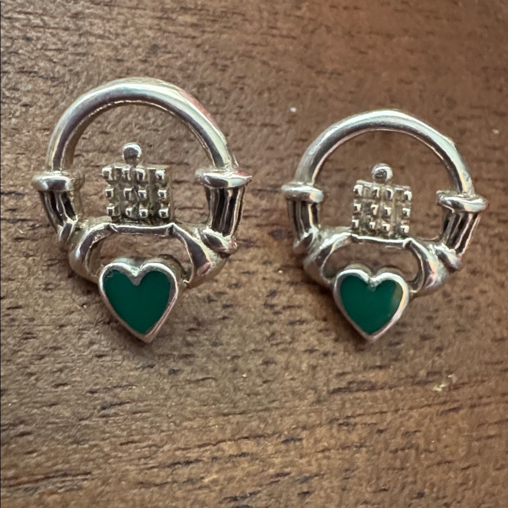 Sterling Silver Irish Celtic Claddagh with Green Enamel Hearts